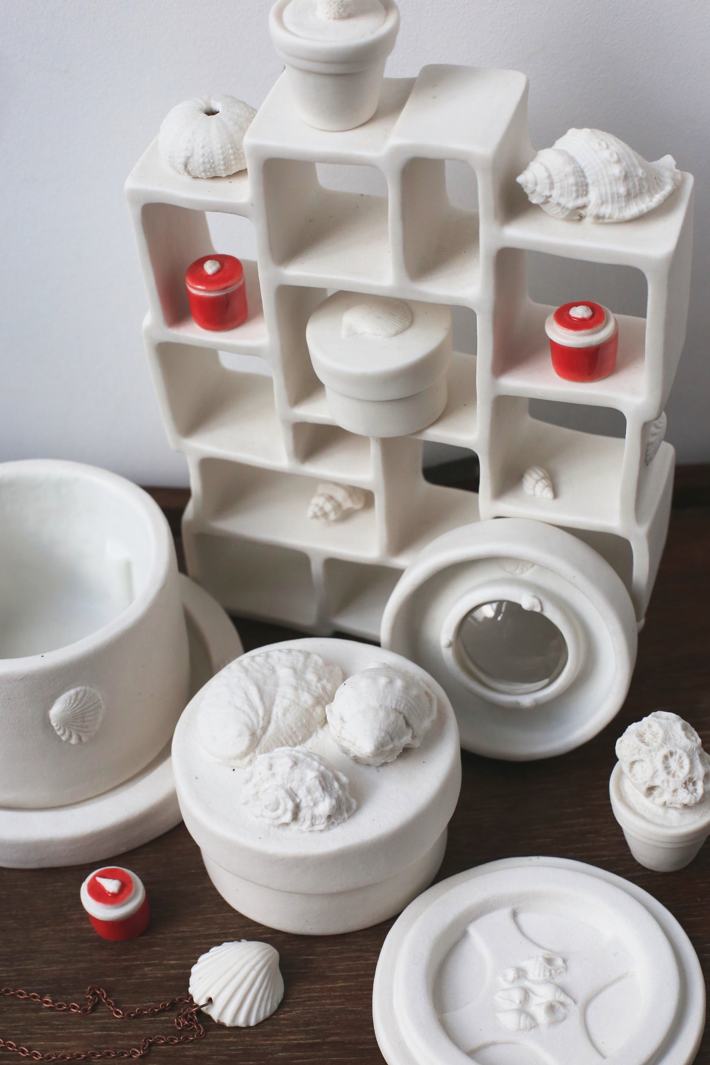 Memory for Details / Porcelain Miniature Boxes