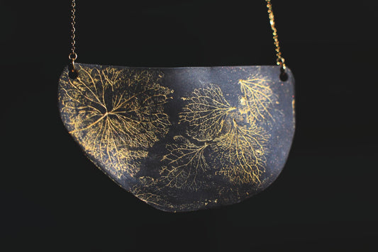 Enchanted Hydrangea / Ceramic Necklace
