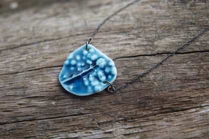 Forget-me-not / Porcelain Pendant