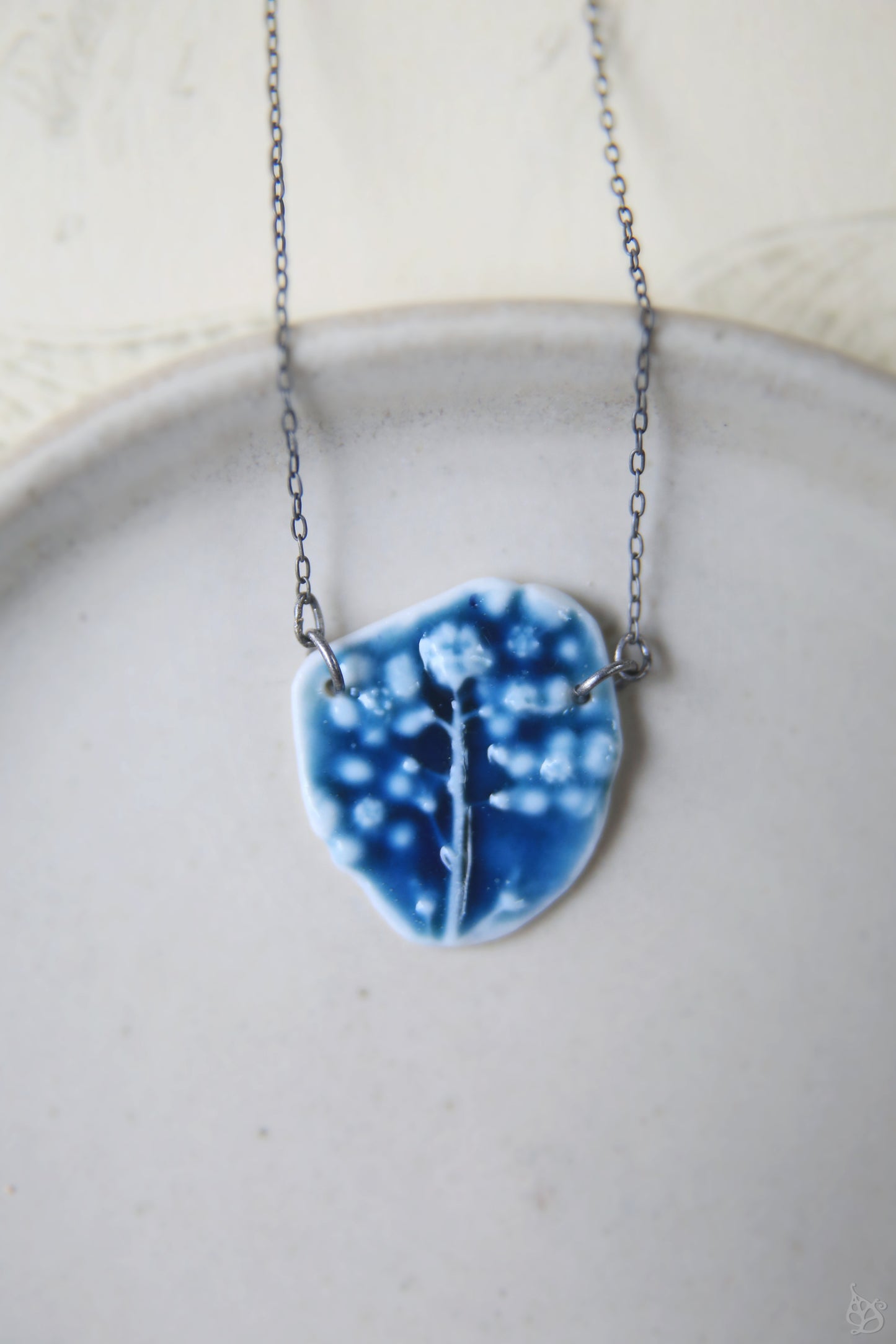 Forget-me-not / Porcelain Pendant