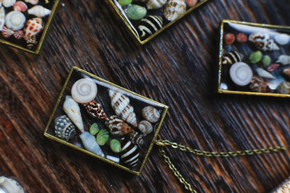 Beachcombing Collection / Mini Seashells Pendant