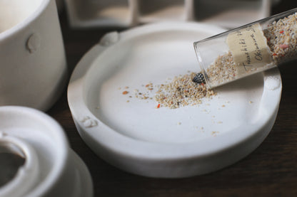 Tri Caché / Miniature Beachcombing set in Porcelain