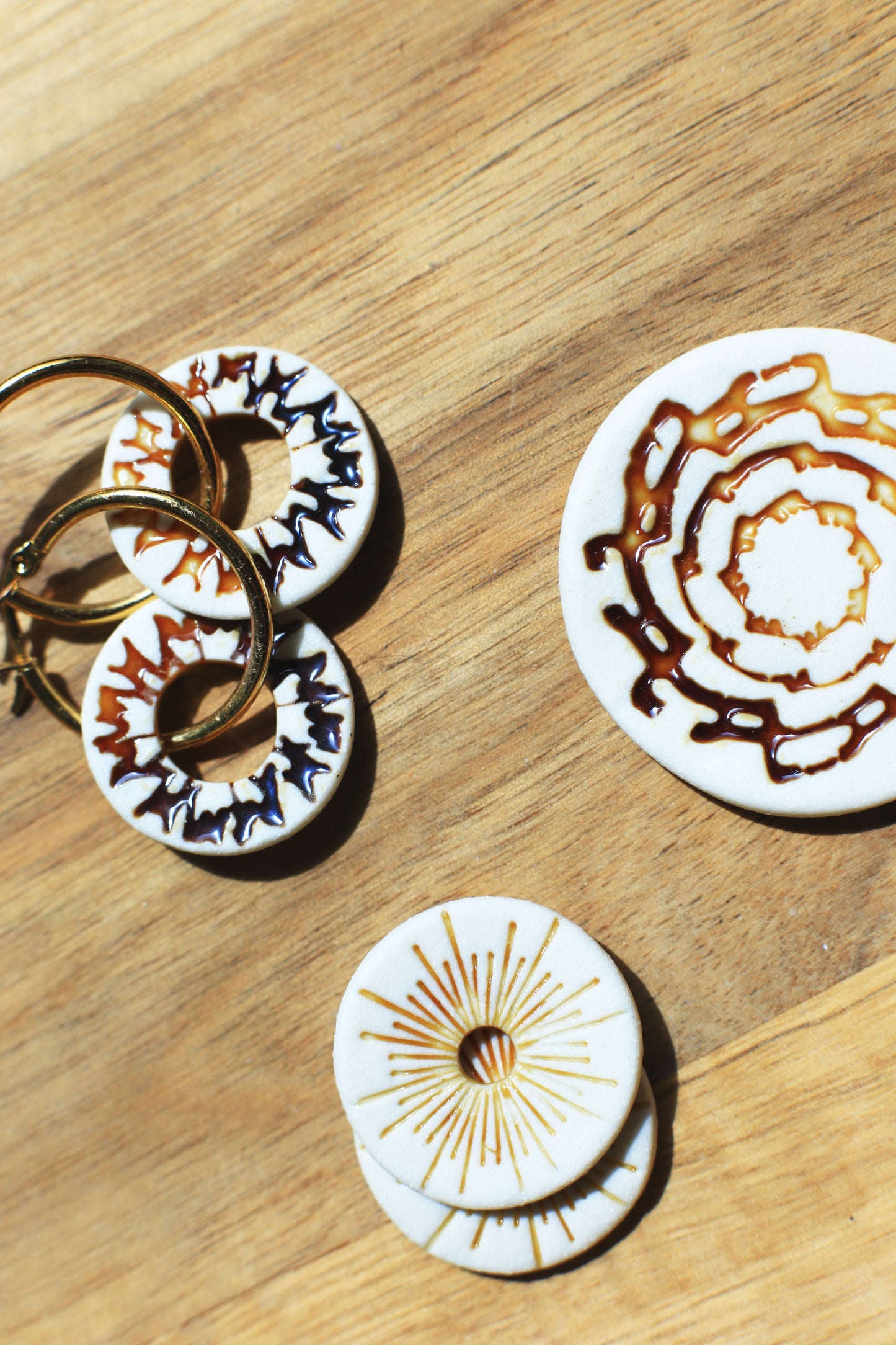 Tan / Porcelain Earrings and Pendant Transformer Set