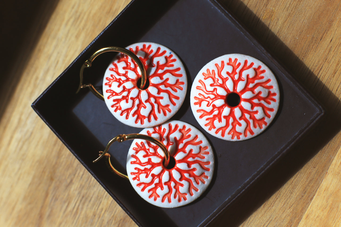 Coral / Porcelain Jewellery Set