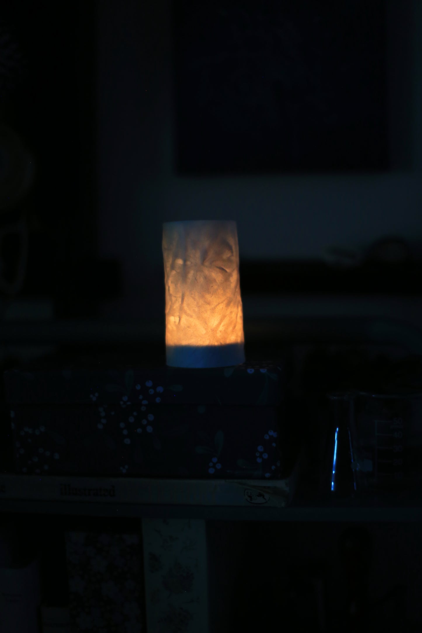 Porcelain lights / Candle-holder lanterns