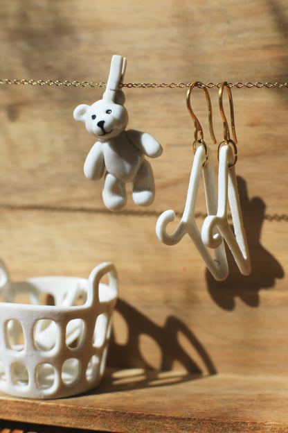 La Grande Lessive / Porcelain Necklaces
