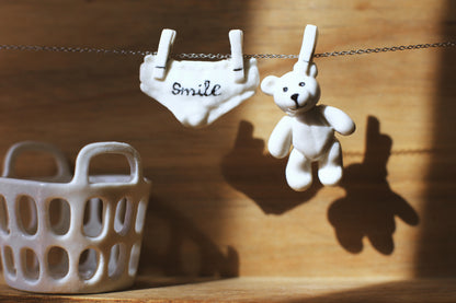 La Grande Lessive / Porcelain Necklaces