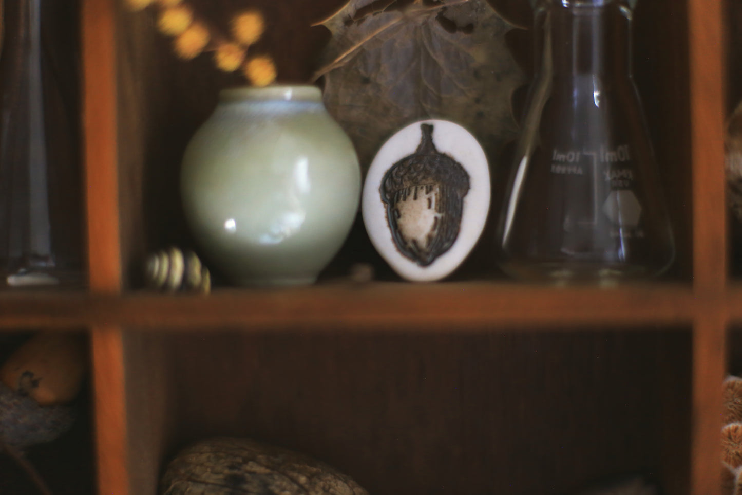 Order of the Oak / Porcelain Brooch