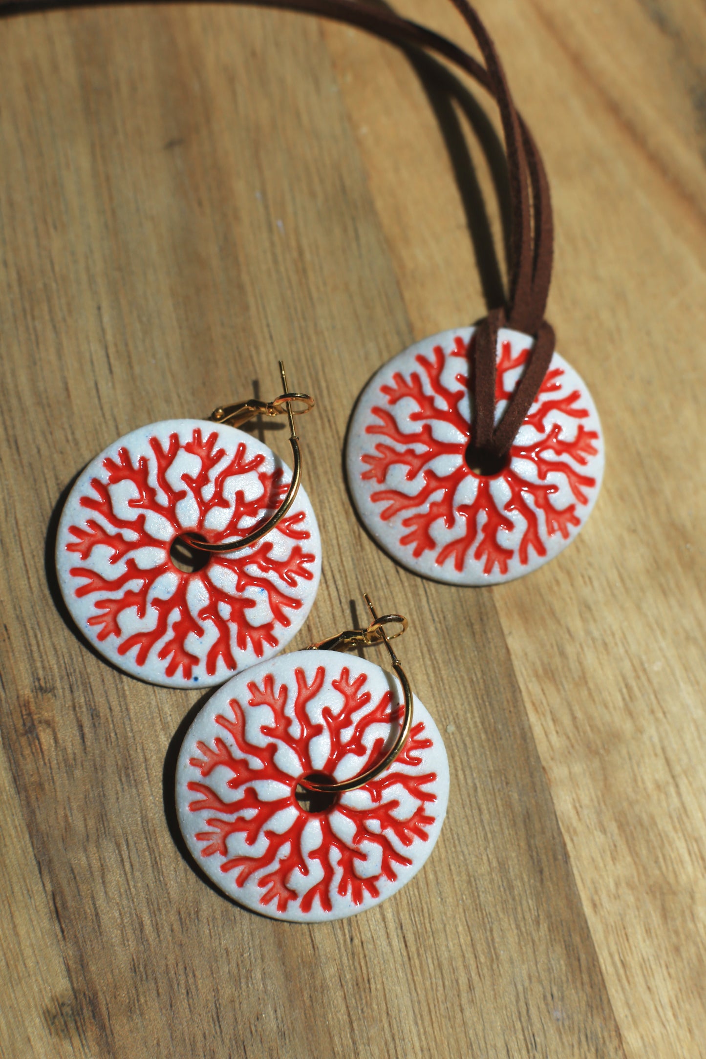 Coral / Porcelain Jewellery Set