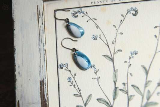 Daisy Wish / Porcelain Earrings
