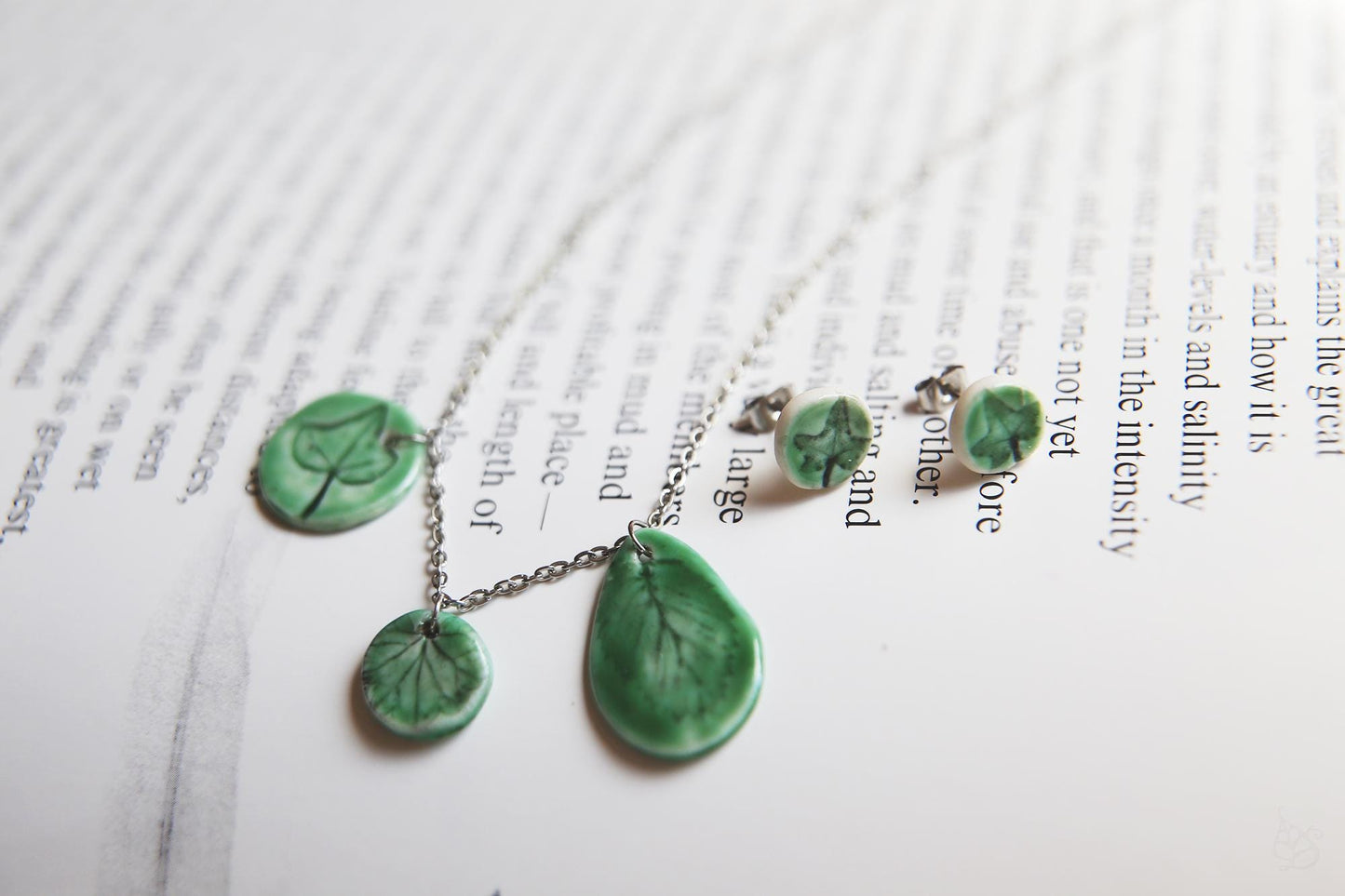 Spring Leaves / Porcelain Necklace and Earrings