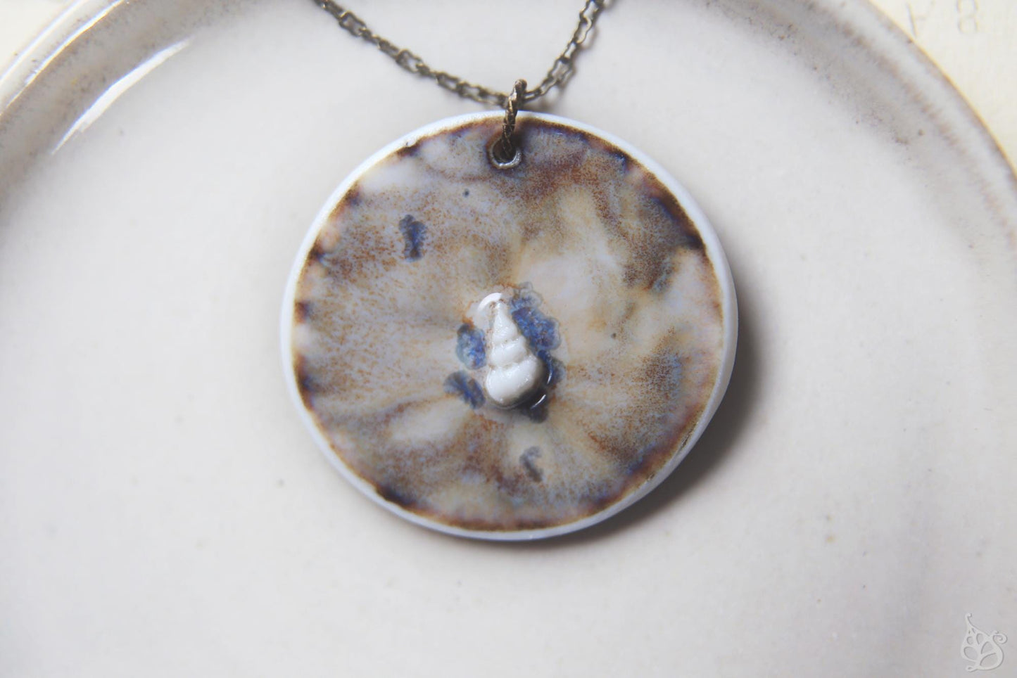 Wentletrap / Porcelain Pendant