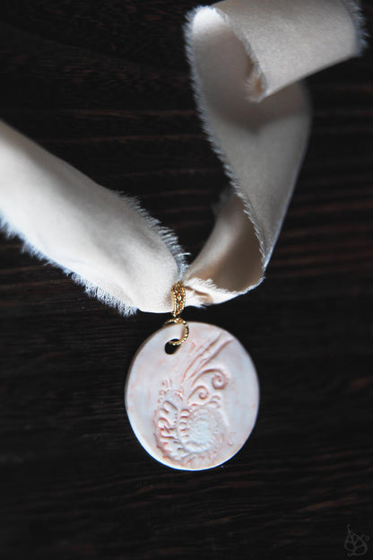 Rose Argonaute / Porcelain Pendant