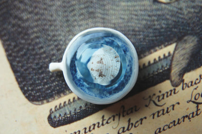 Clam Pool / Porcelain and Seashell Necklace