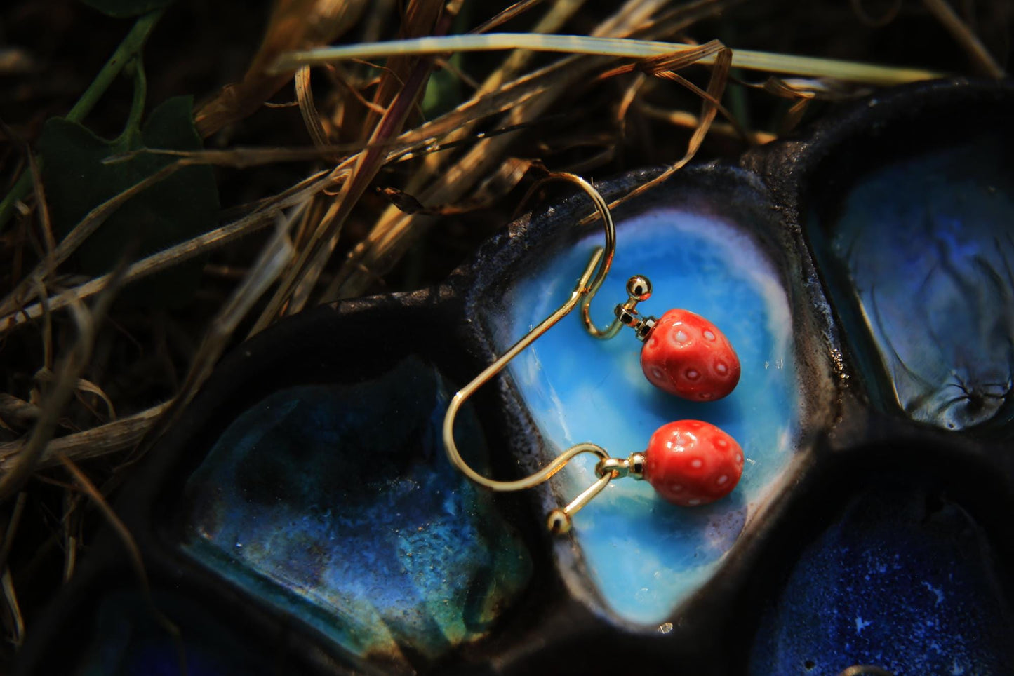 Fraises Des Bois / Porcelain Earrings and Necklace