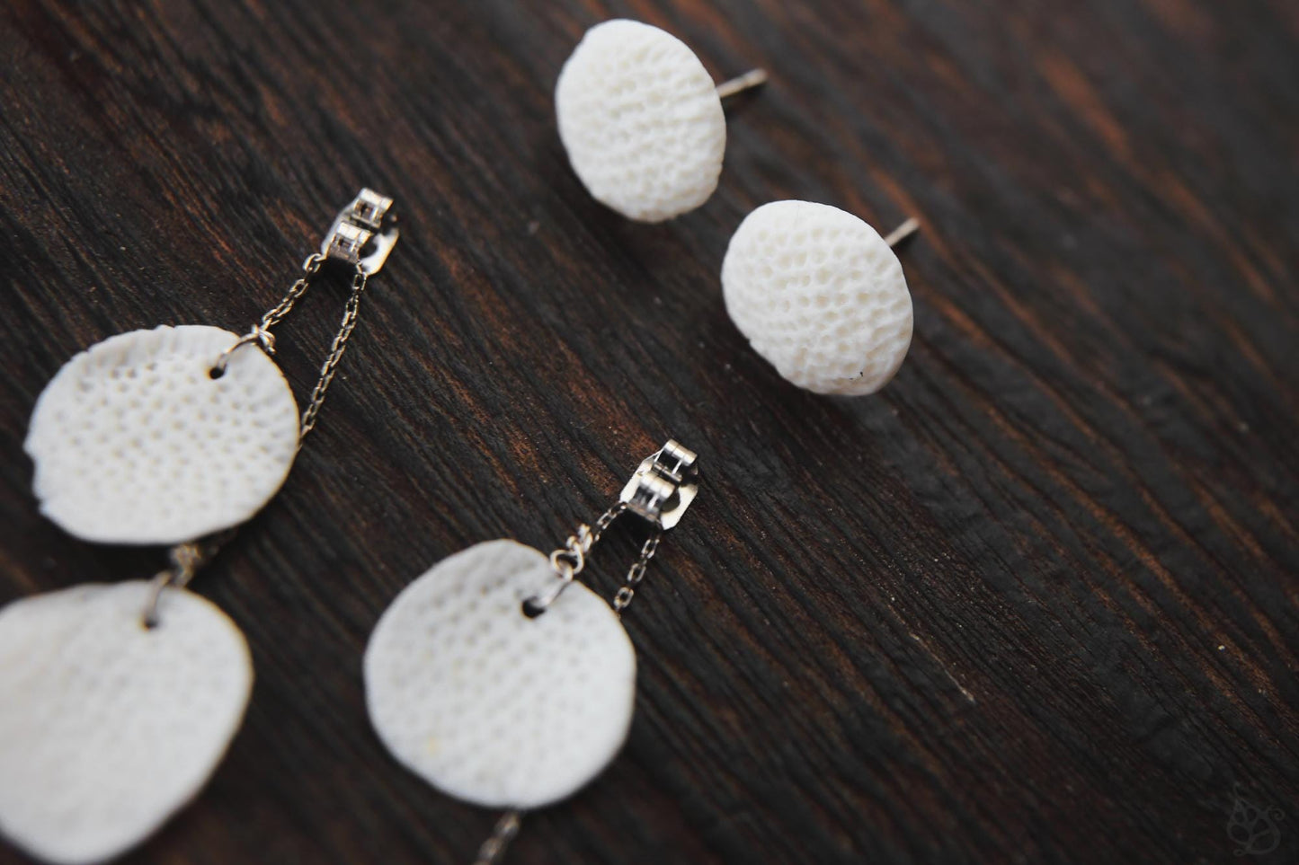 Coral Blinks / Porcelain Earjacket Earrings