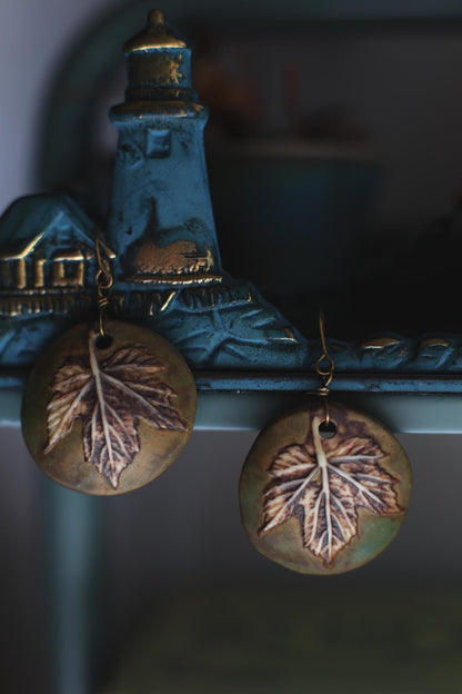 Mocha Grapevine / Porcelain Earrings