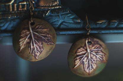 Mocha Grapevine / Porcelain Earrings