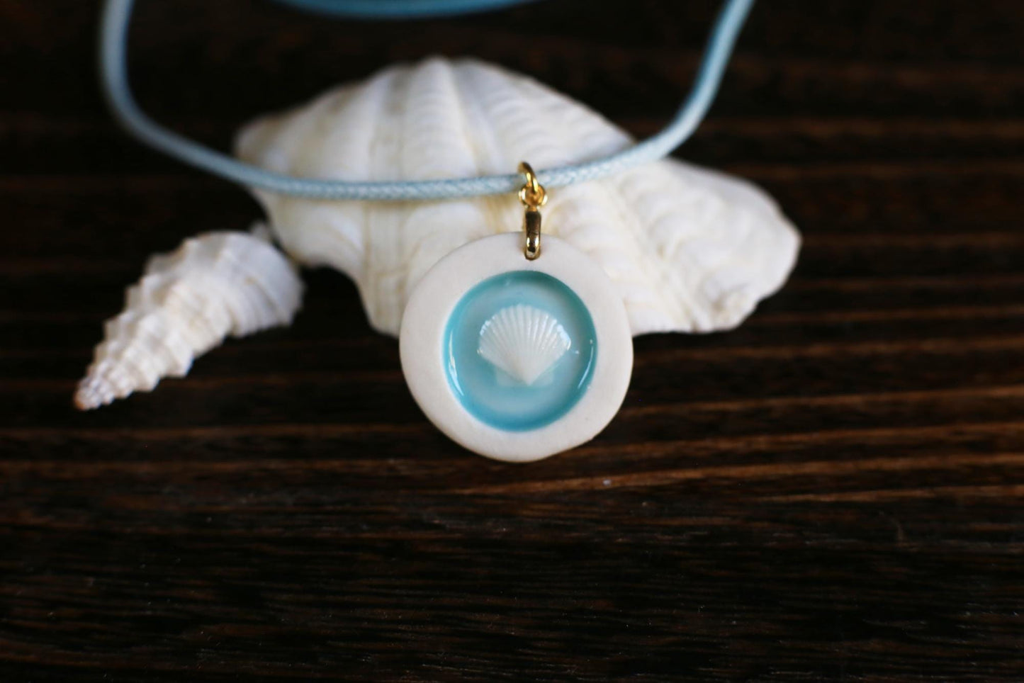 Scallop Lagune / Porcelain