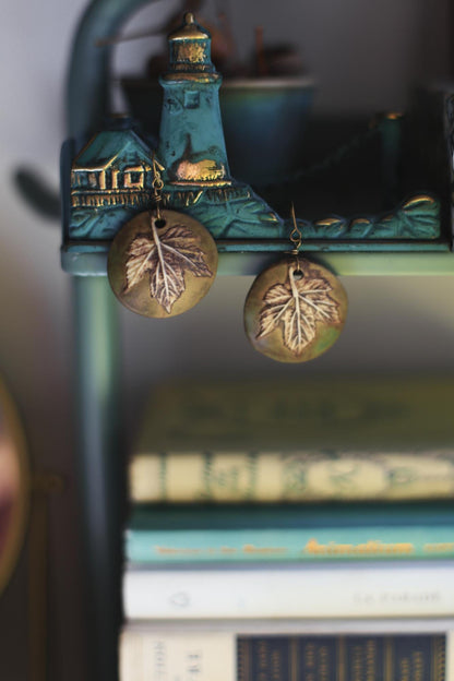 Mocha Grapevine / Porcelain Earrings