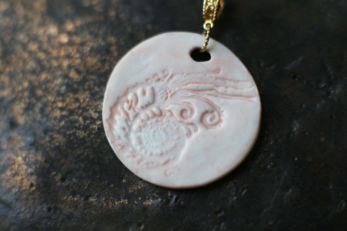 Rose Argonaute / Porcelain Pendant