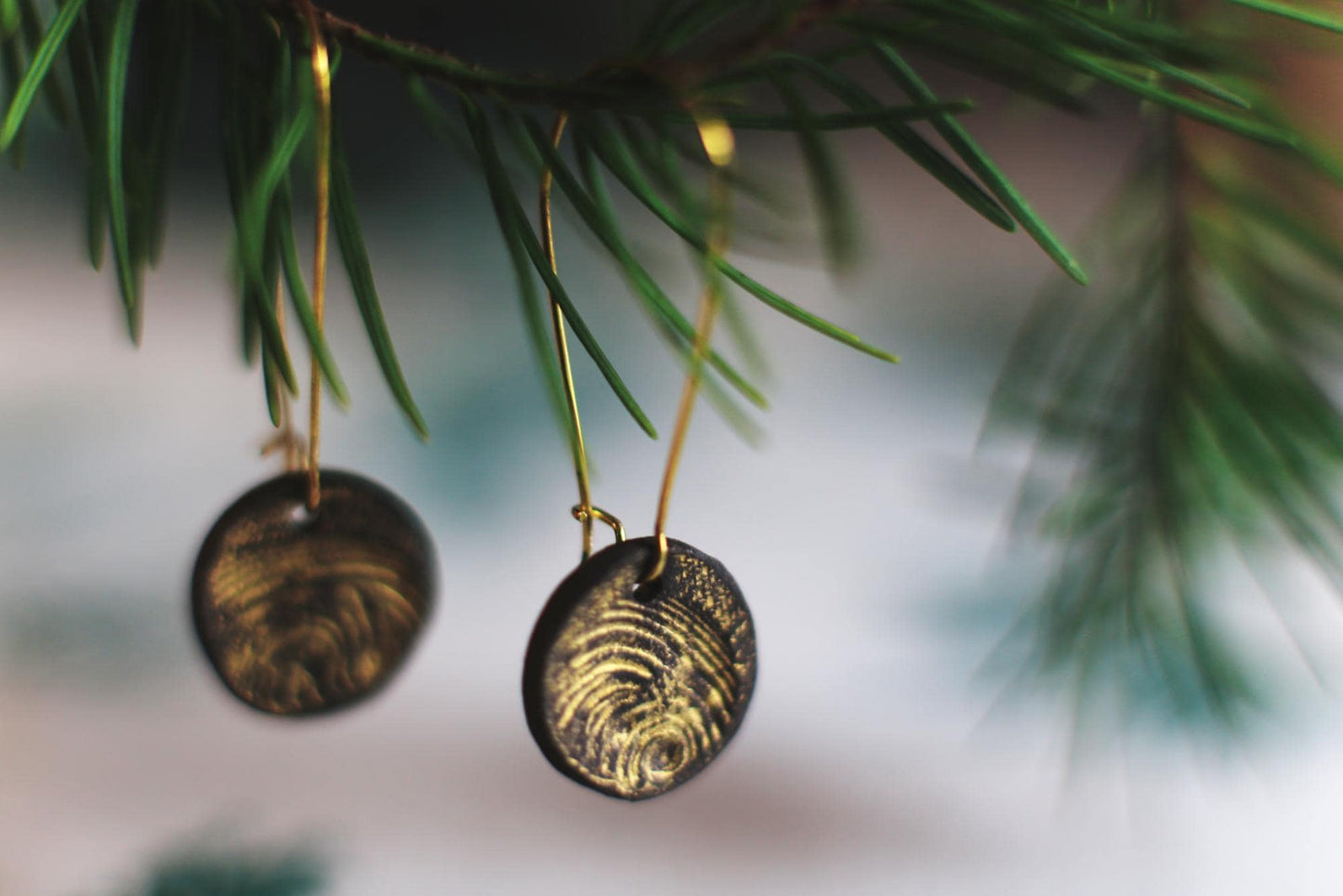 Golden Waves / Black Ceramics Earrings with Seashell Imprints