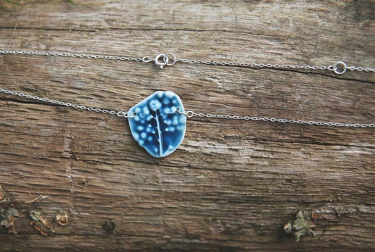 Forget-me-not / Porcelain Pendant