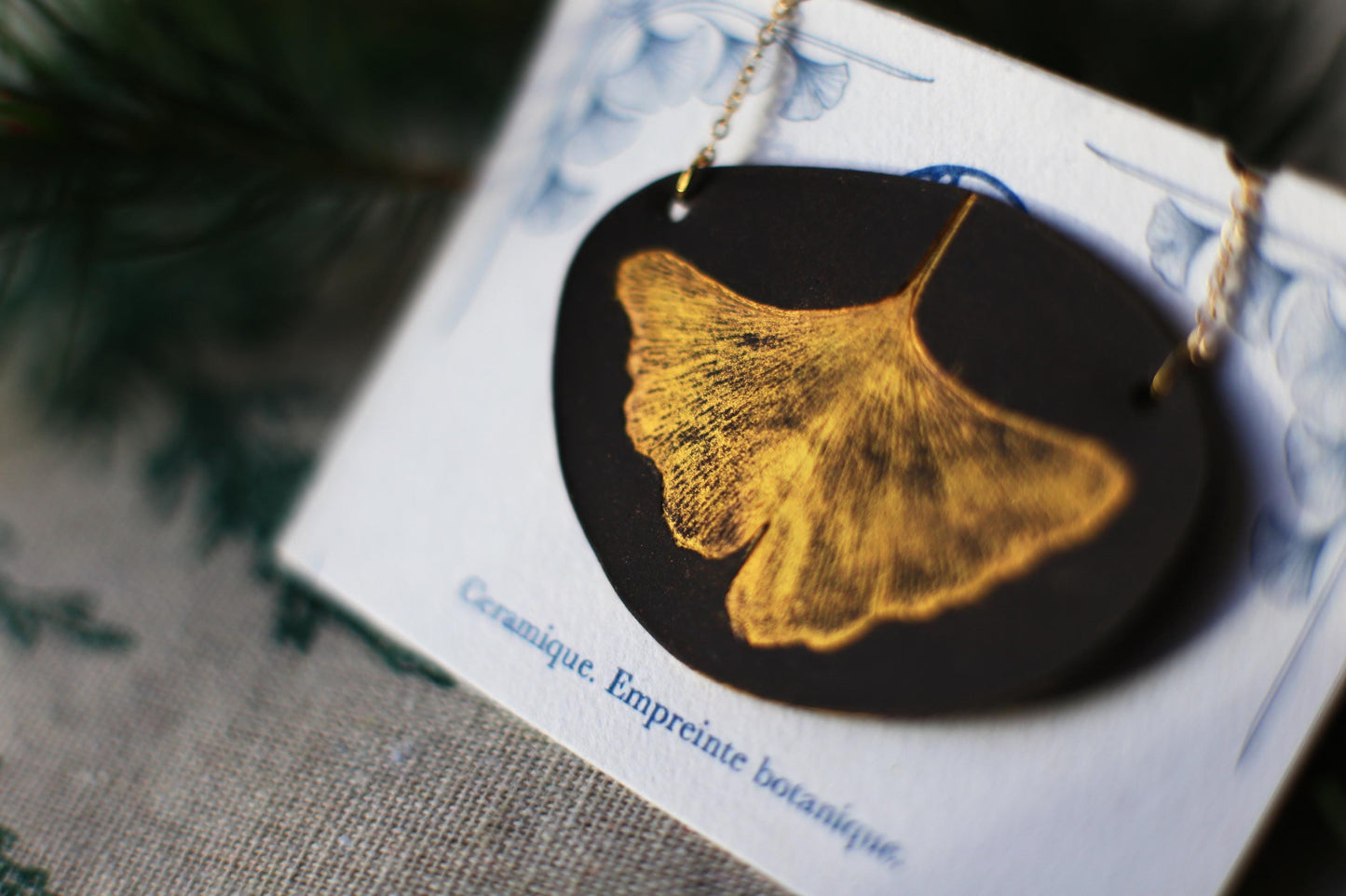Biloba / Ceramic Necklace