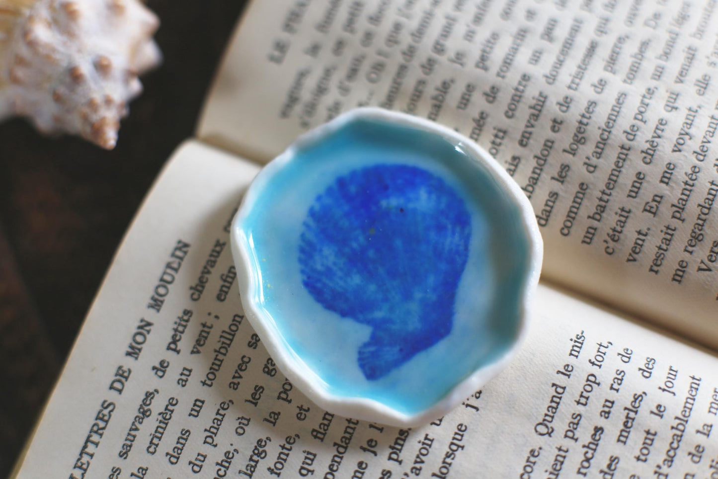 Saint-Jacque / Small Porcelain Ring Dish