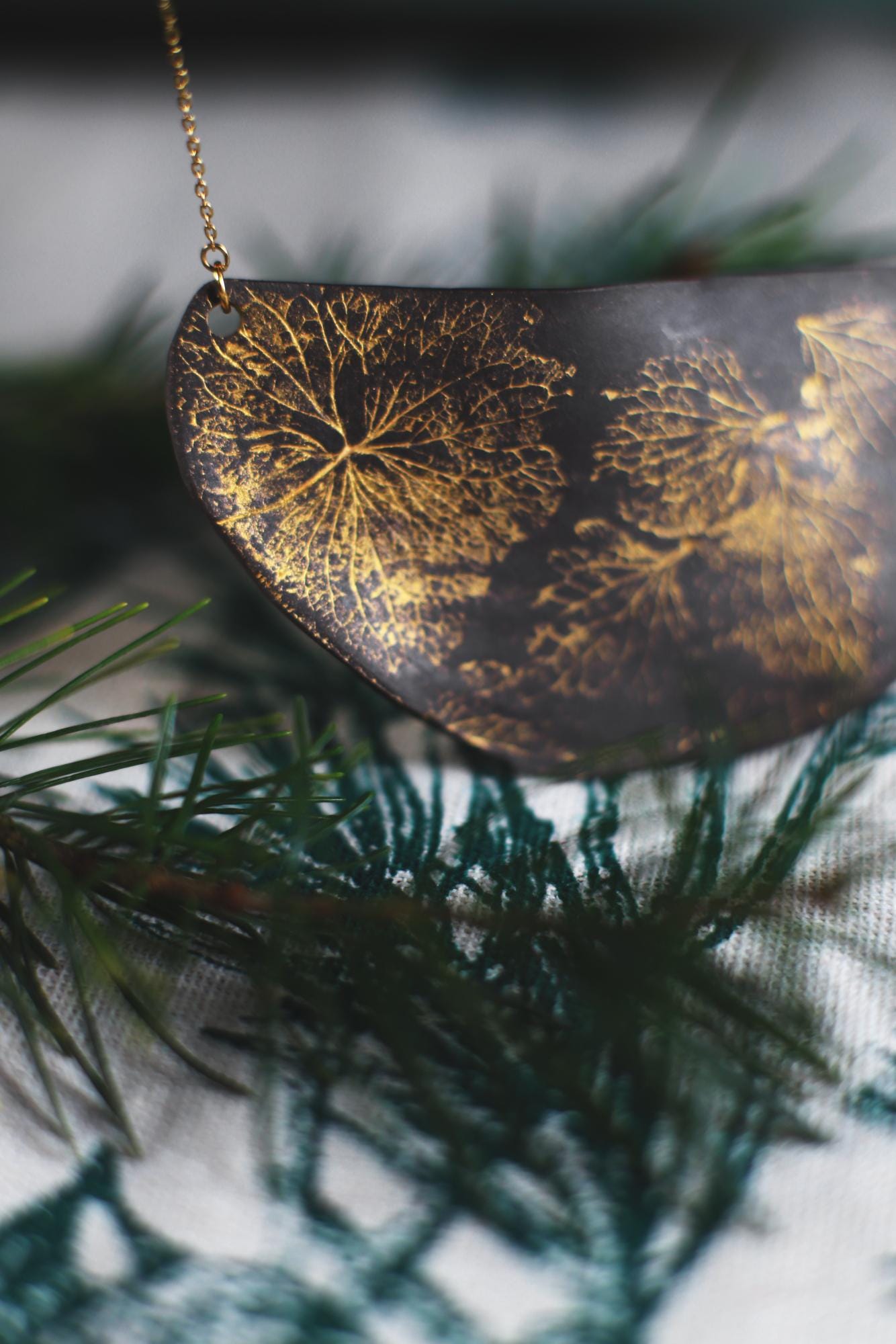 Enchanted Hydrangea / Ceramic Necklace