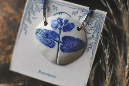 Cobalt Leaves / Porcelain Necklace
