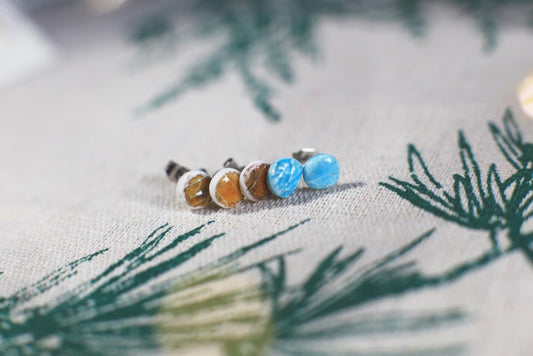 Leaf Capsules / Porcelain Stud Earrings with Leaf Reliefs