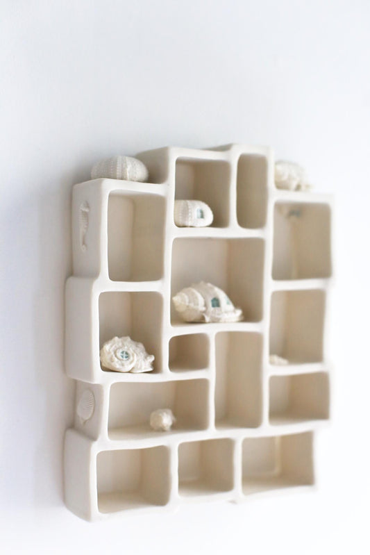 Trompe l'oeil / Porcelain Curiosity Cabinet