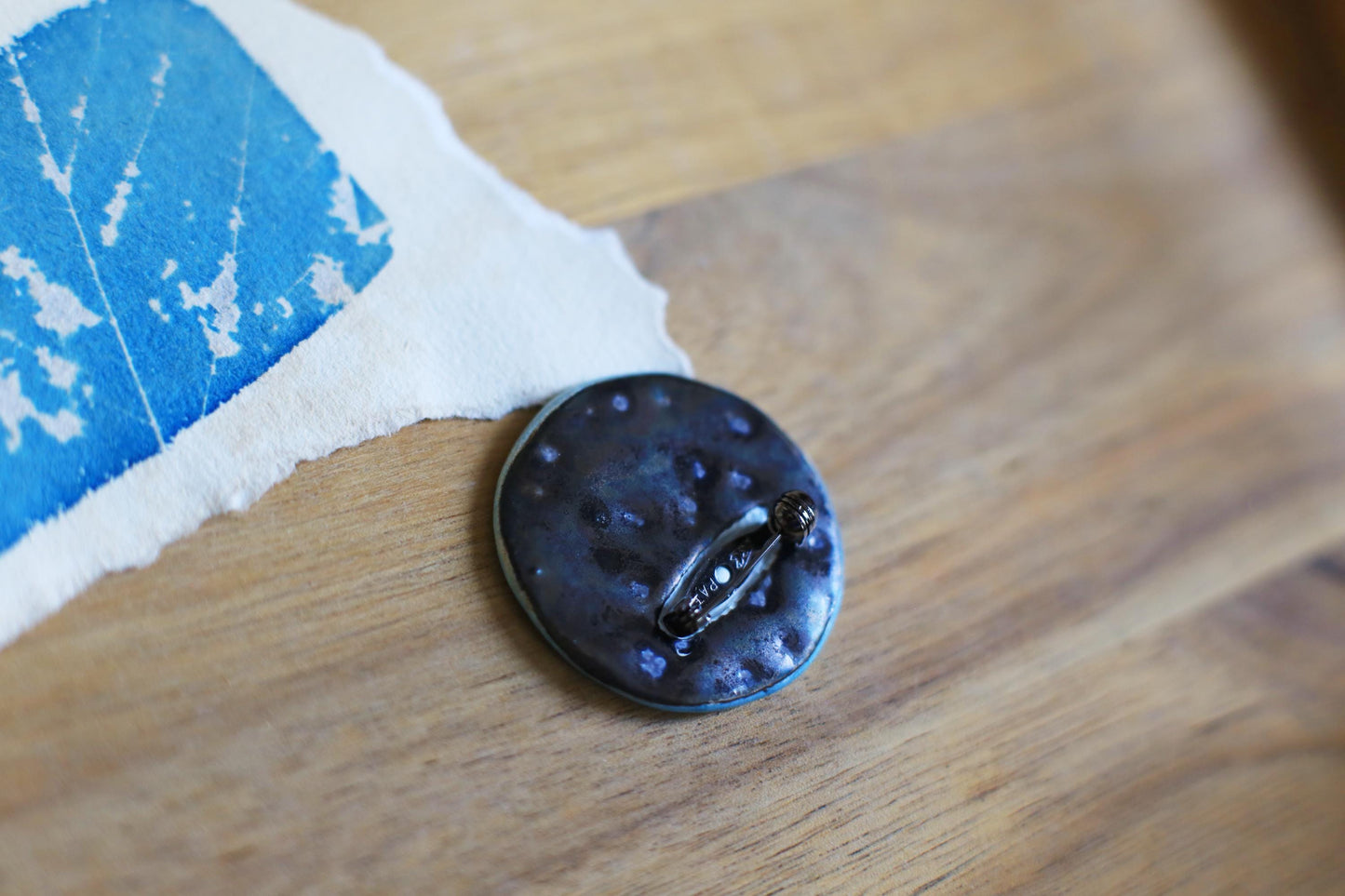 Leaf Structured / Porcelain Brooch