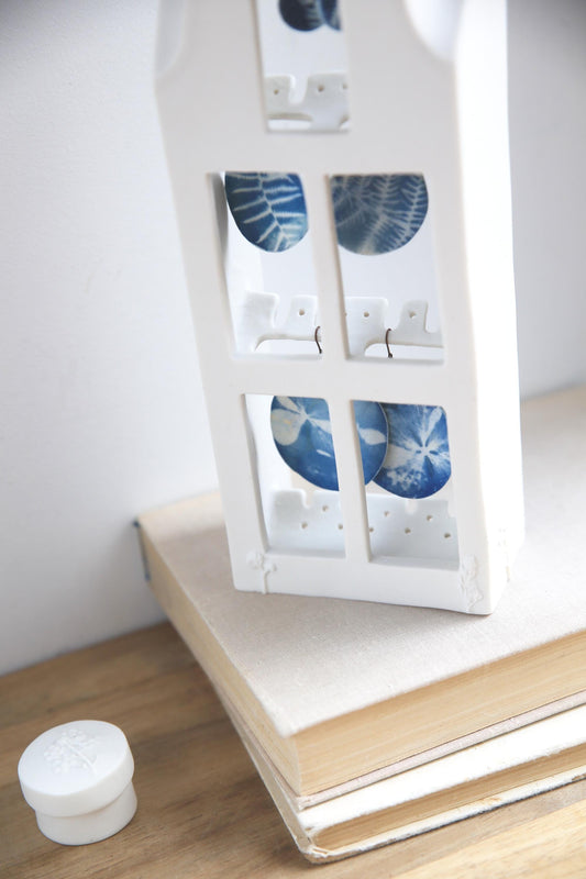 The Dutch House / Porcelain Jewelry Display